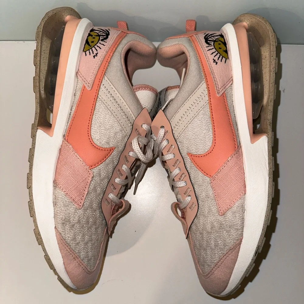 Nike Womens Air Max Pre-Day SE Next Nature Shoes - Picture 6 of 10